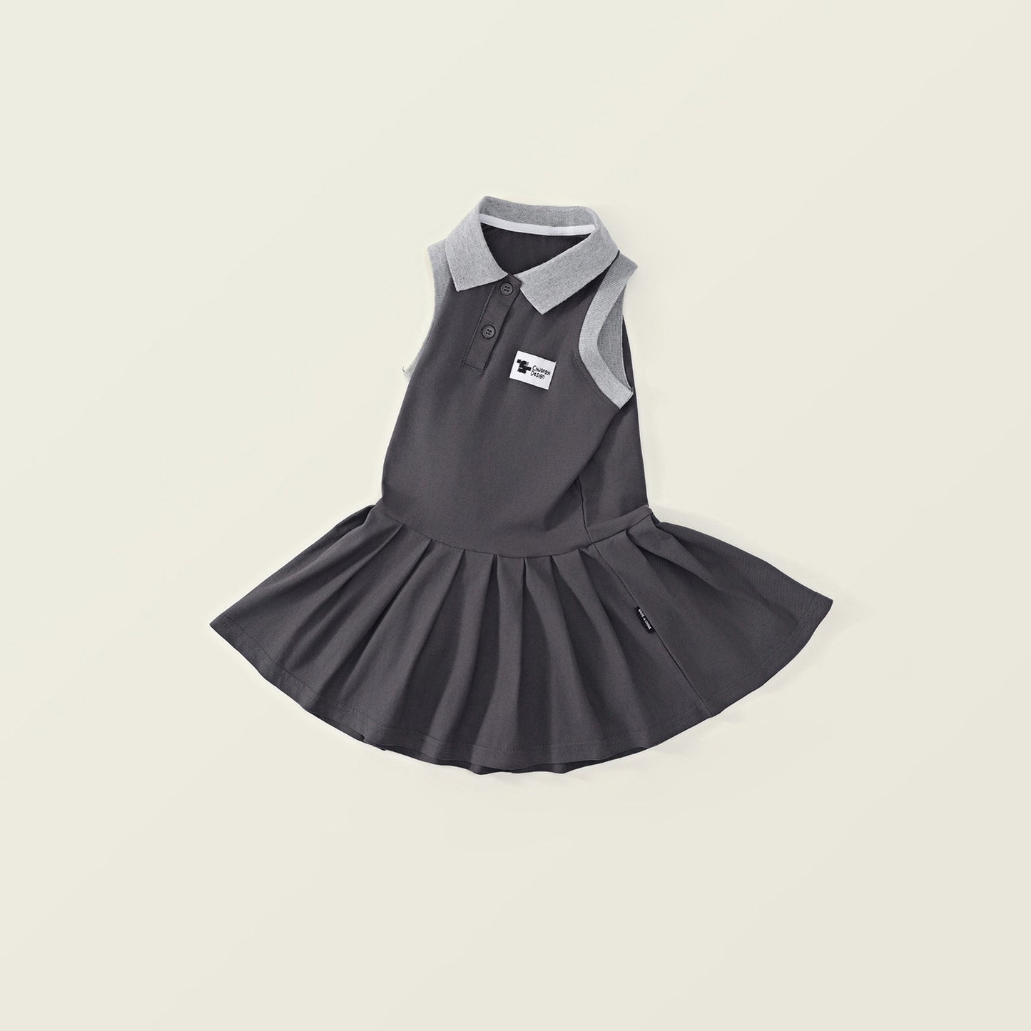 Girls Sleeveless Pleated Dress