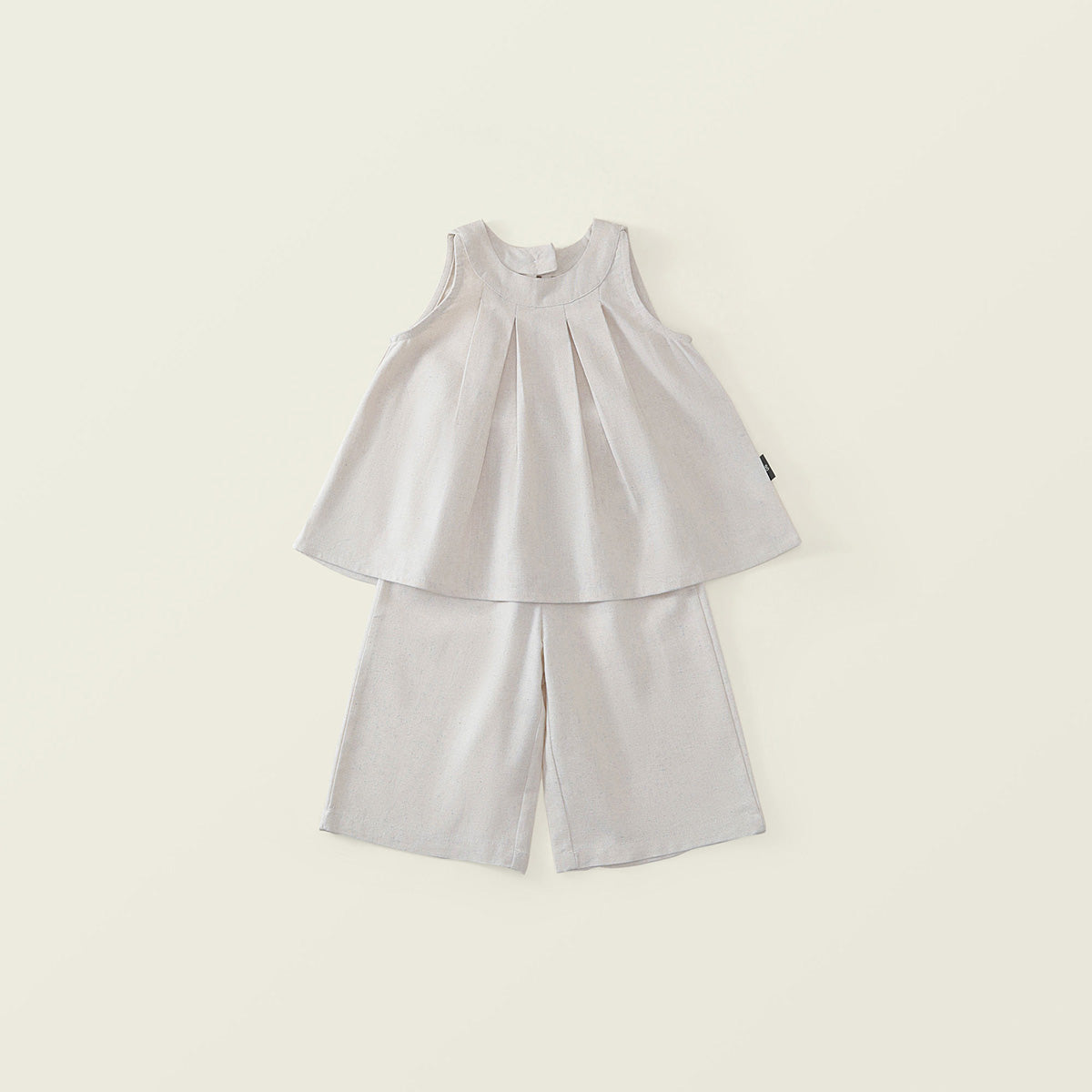 Girls' Sleeveless Pleated Top and Shorts Set-K6126144